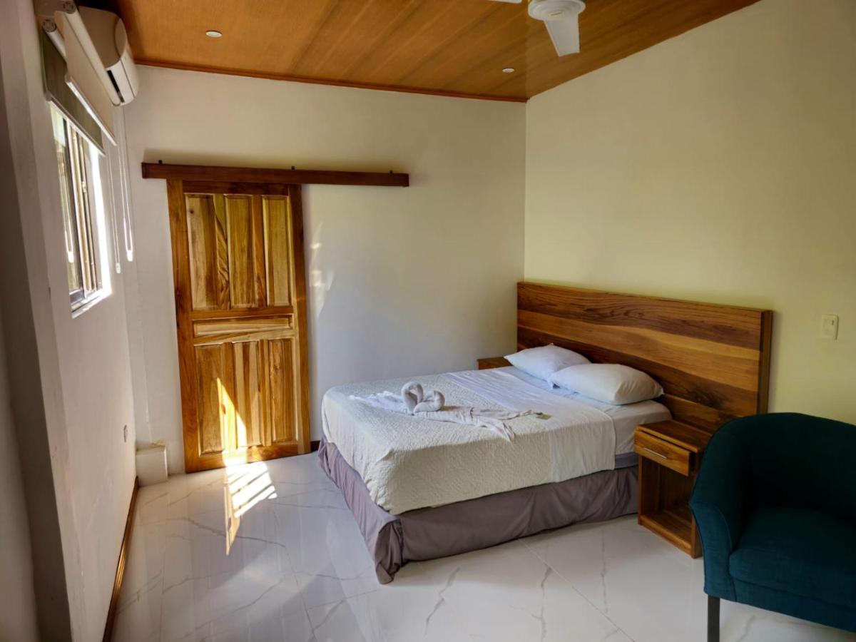 Hotel Torres Del Mar Puerto Viejo de Talamanca Buitenkant foto
