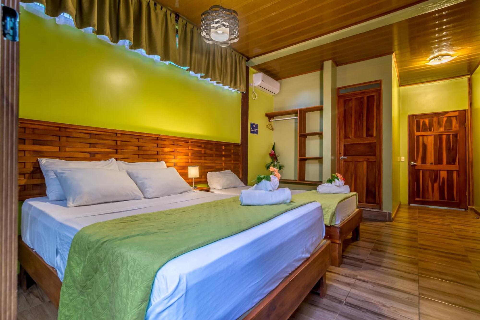 Hotel Torres Del Mar Puerto Viejo de Talamanca Buitenkant foto